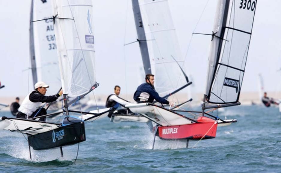 SuMoth project: an eco-designed hydrofoil sailboat